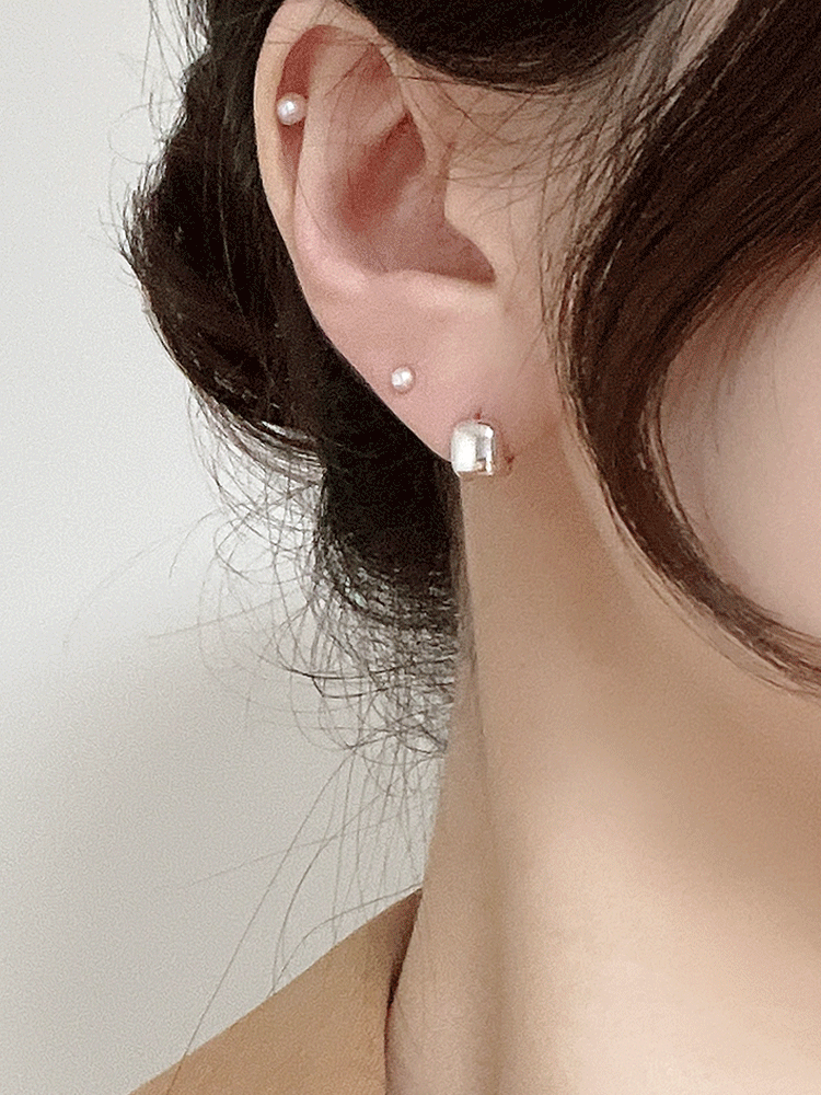 925 silver chubby cube one-touch earring (원터치)